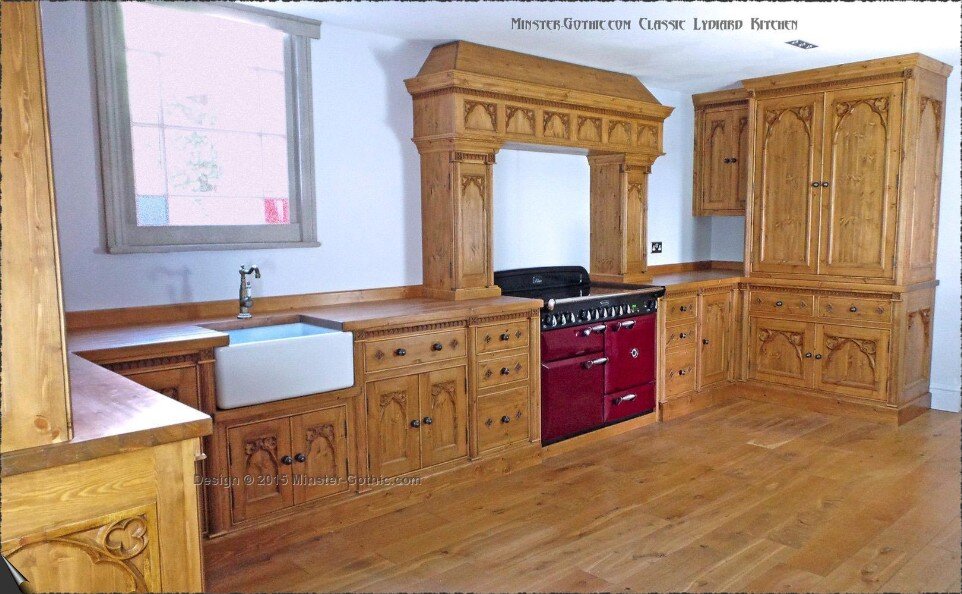 Minster Gothic Classic "Lydiard" Kitchen